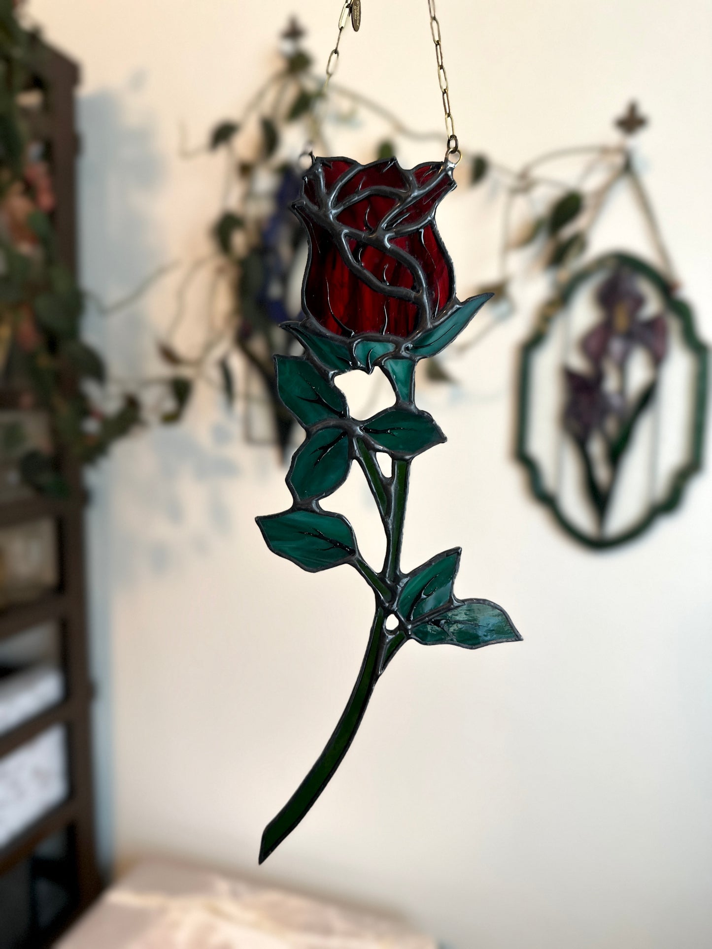 Amor Eternal - Stained Glass Rose Suncatcher